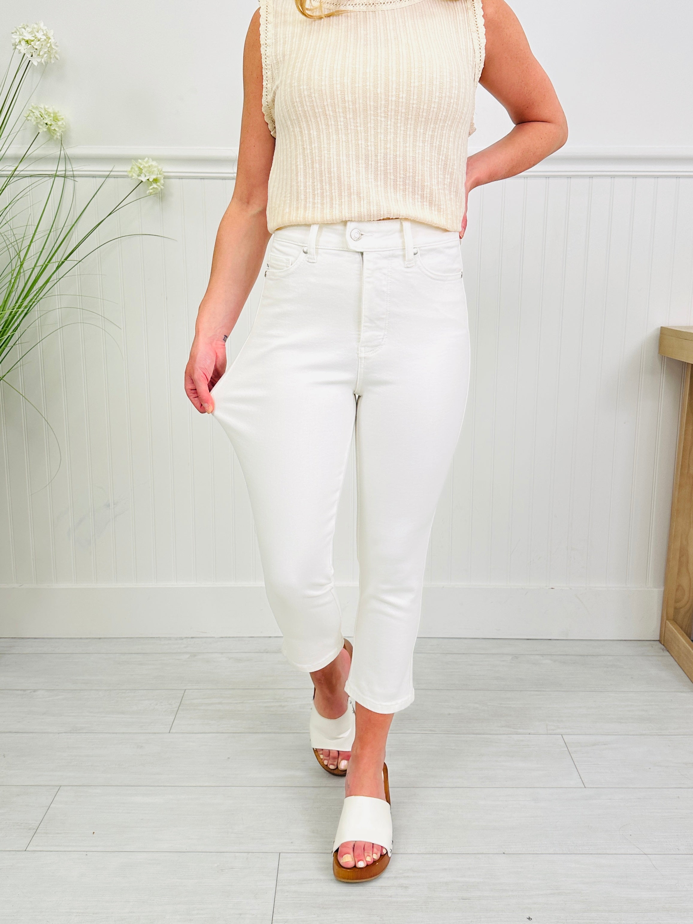 Judy Blue Signs of Spring Tummy Control Capris